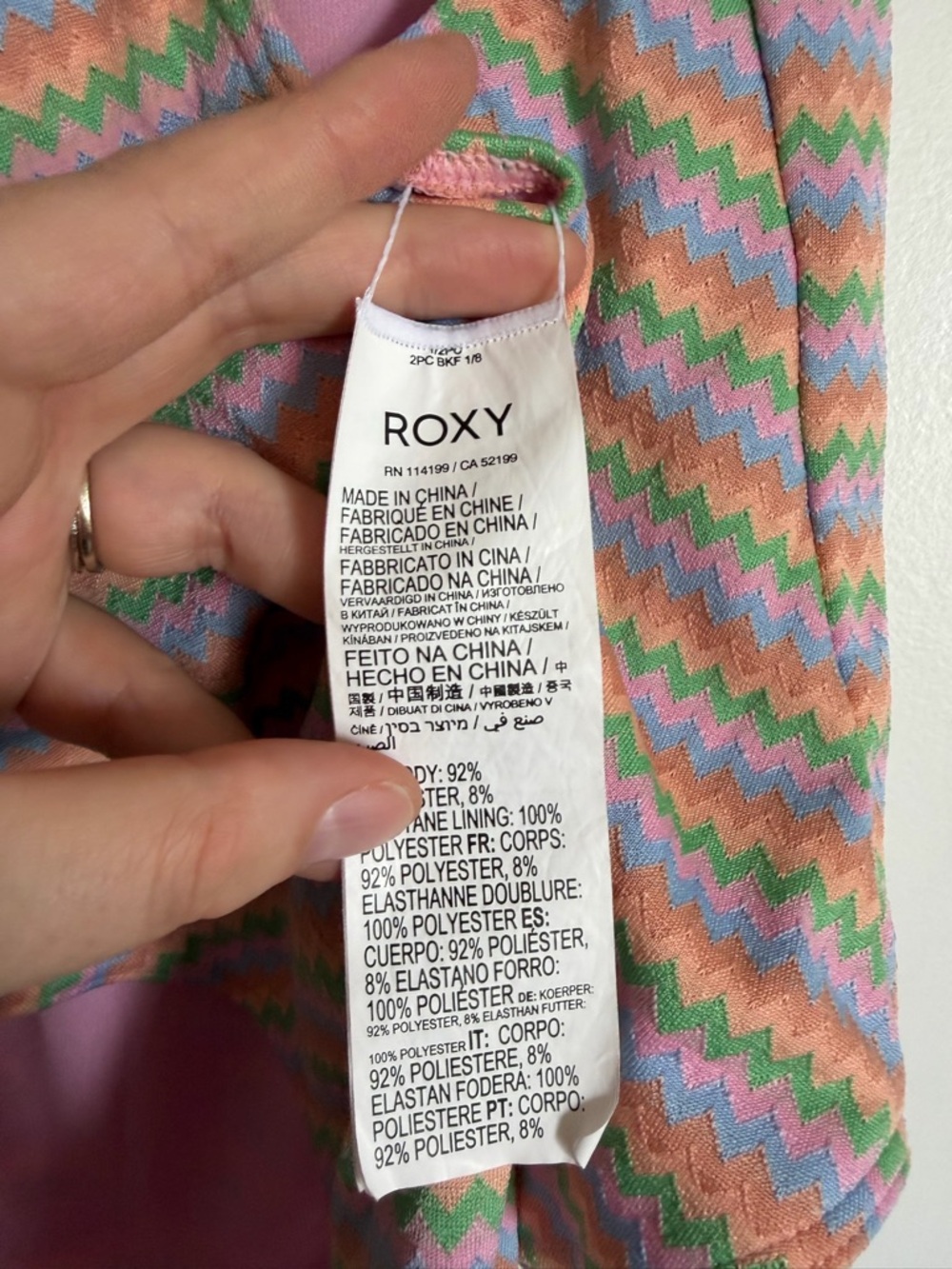 Roxy Juniors Pink Wavy Stripe Keyhole One Piece Swimsuit size Large EUC - Picture 11 of 13